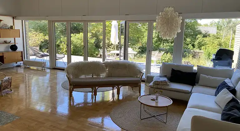 Sommerhus 400 meter fra vandet og havn