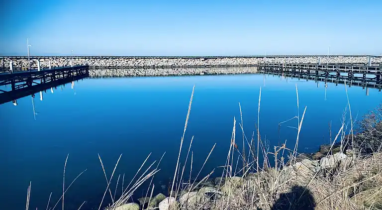 Sommerhus 400 meter fra vandet og havn