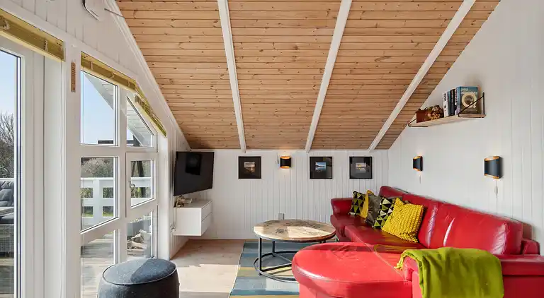 Ferienhaus mit Sauna in der Nähe von Følle Strand