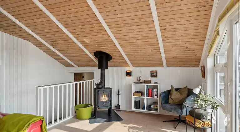 Ferienhaus mit Sauna in der Nähe von Følle Strand