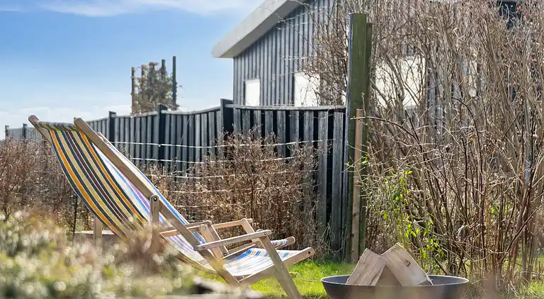 Ferienhaus mit Sauna in der Nähe von Følle Strand