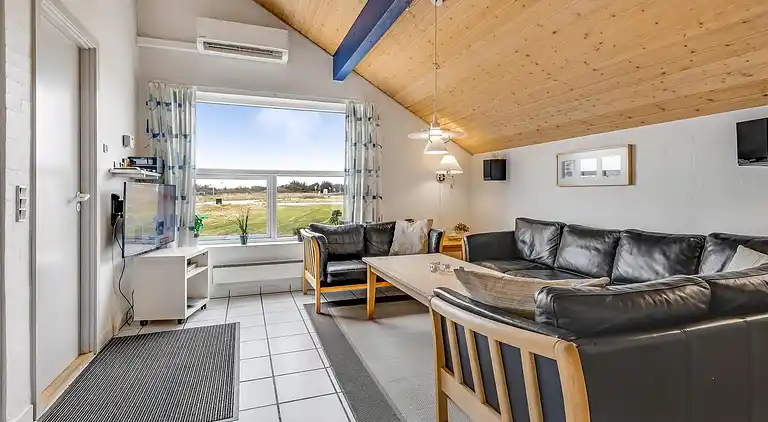 Sommerhus ved Vrist Strand