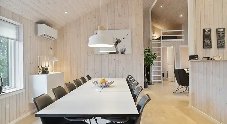 Modernes Ferienhaus in Pøt mit Spa & Sauna