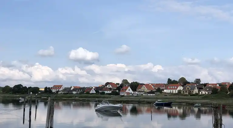 Fynsk sommerhus med fantastisk havudsigt 