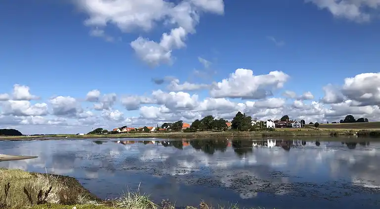 Fynsk sommerhus med fantastisk havudsigt 