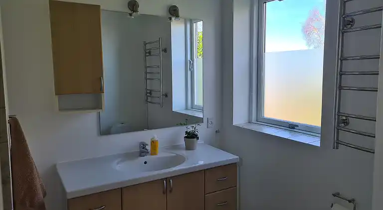 Sunset Lodge - attraktivt sommerhus med havudsigt