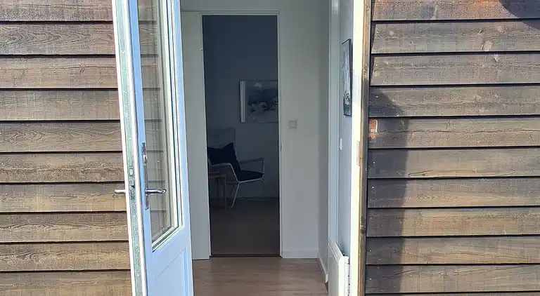 Sunset Lodge - attraktivt sommerhus med havudsigt