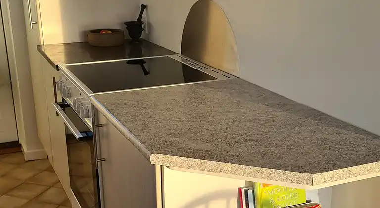 Sunset Lodge - attraktivt sommerhus med havudsigt