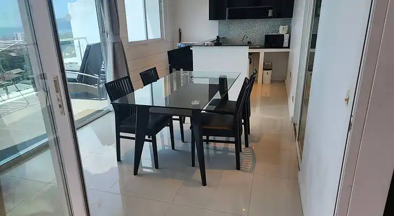 A2 - 4 Bedrooms Duplex Serviced Apartment with Stunning Sea