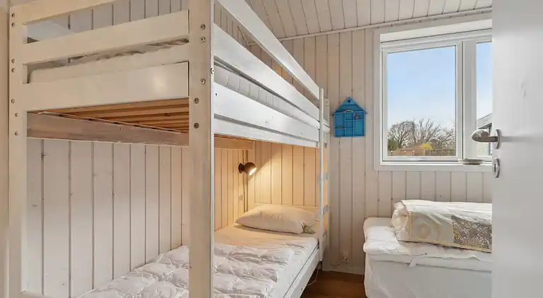 Modernes ganzjährig isoliertes Haus mit allem.