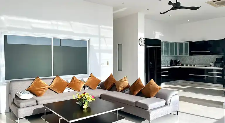 A2 - 4 Bedrooms Duplex Serviced Apartment with Stunning Sea