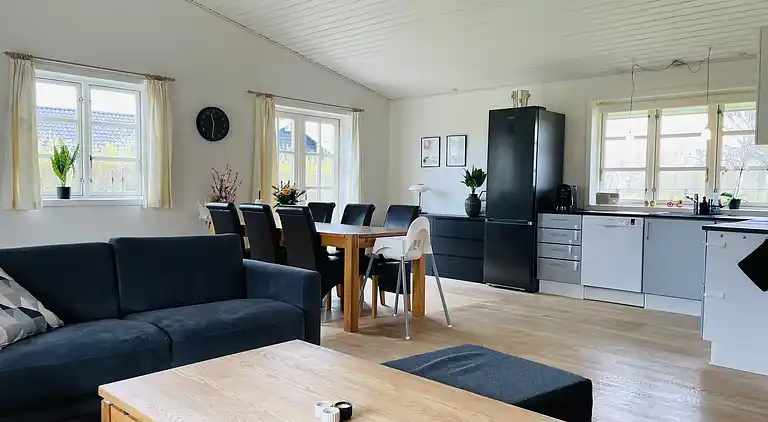 Schönes Ferienhaus mit uneinsehbarem Garten.