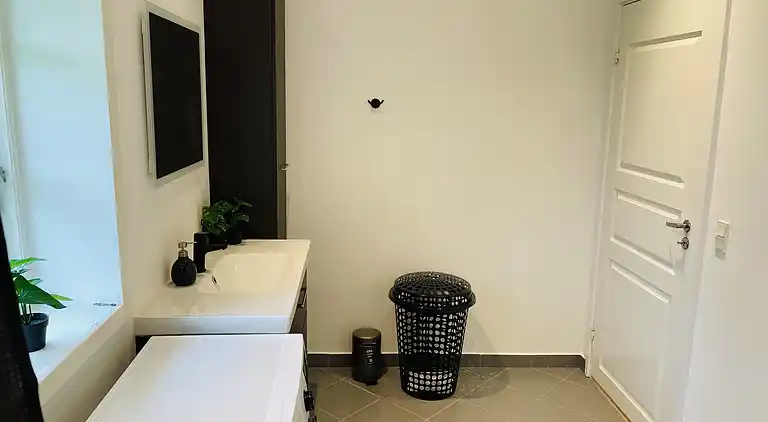 Schönes Ferienhaus mit uneinsehbarem Garten.