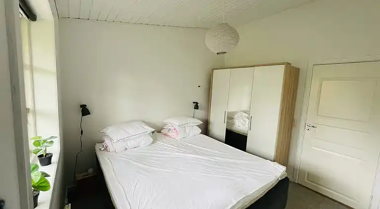 Schönes Ferienhaus mit uneinsehbarem Garten.