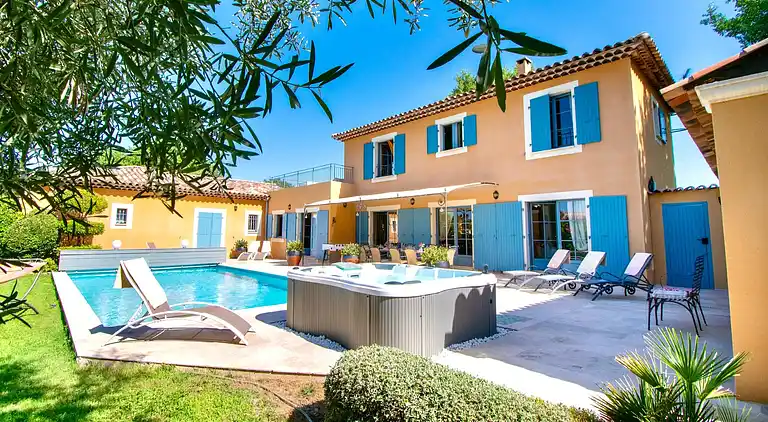 Villa en Saint-Saturnin-lès-Apt