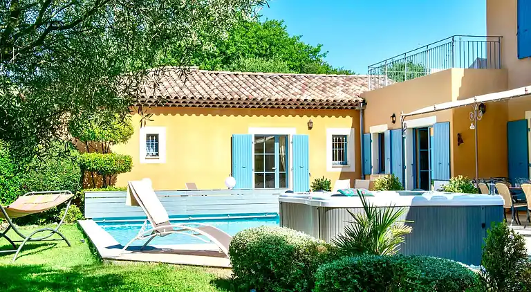 Villa en Saint-Saturnin-lès-Apt