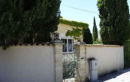 Holiday home in Saumane-de-Vaucluse