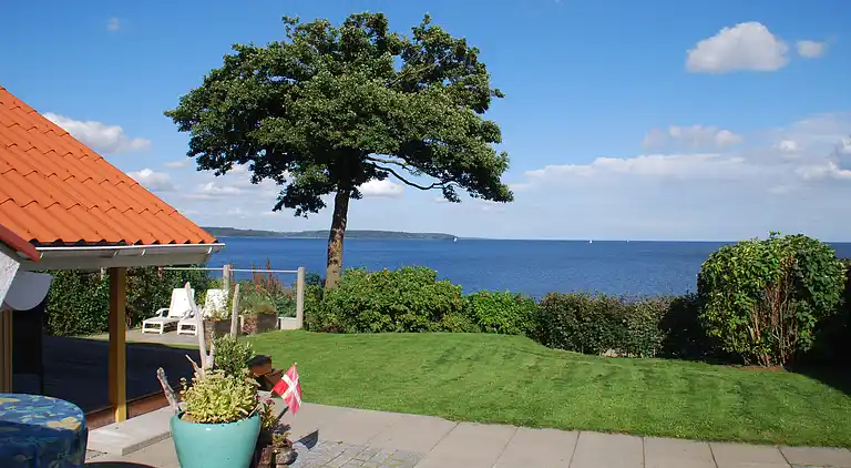 Lovely holiday home with unique location