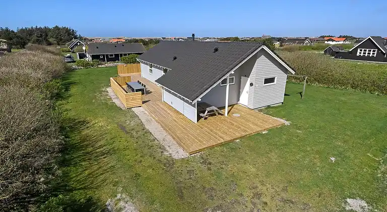 Sommerhus ved Vrist Strand