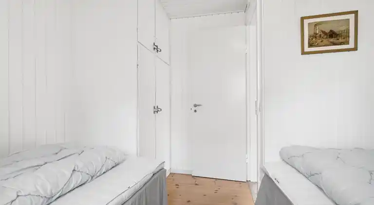 Nyd Ægte Bornholmer-stemning i dejligt Sommerhus