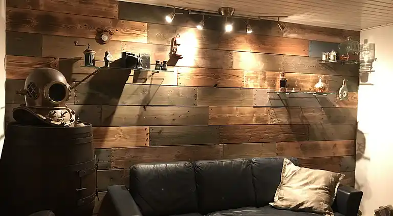 Supertolles Haus in der Hafenstadt Hvalpsund.