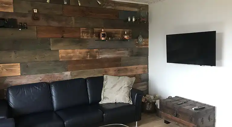 Supertolles Haus in der Hafenstadt Hvalpsund.