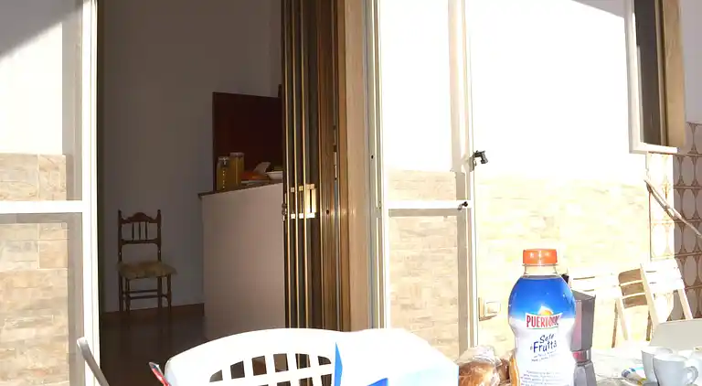 Ureshii-Ferienhaus in einem Zweifamilienhaus in San Foca