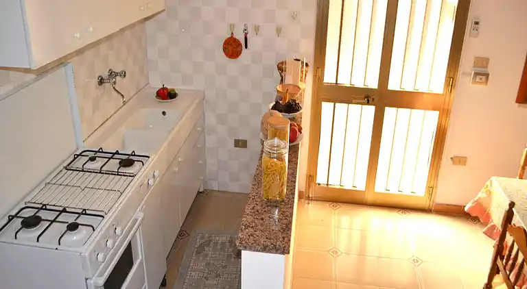 Ureshii-Ferienhaus in einem Zweifamilienhaus in San Foca