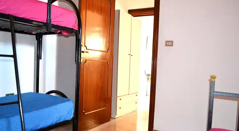 Ureshii-Ferienhaus in einem Zweifamilienhaus in San Foca