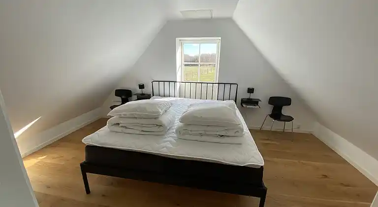 Lyxigt sommarhus på vacker skogsmark