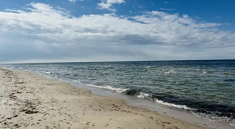 Idyllisches Ferienhaus in Strandnähe