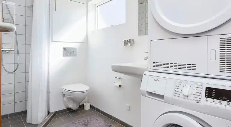 Sommerhus ved Øer Strand