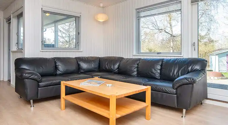 Sommerhus ved Øer Strand