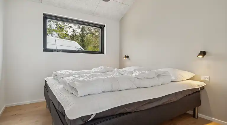 Imponerende sommerhus, ved Helsnæs Bugt!