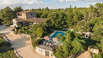 Charming Provencal country house in the heart of the Luberon