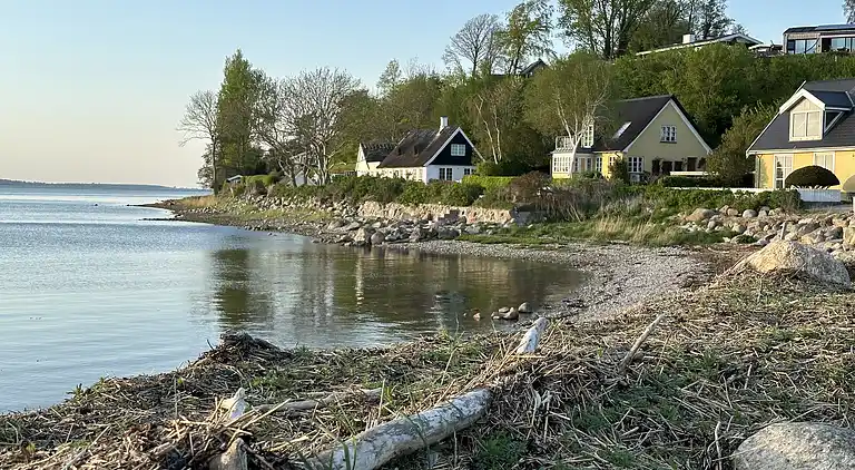 Small cozy summer house near the Isefjord