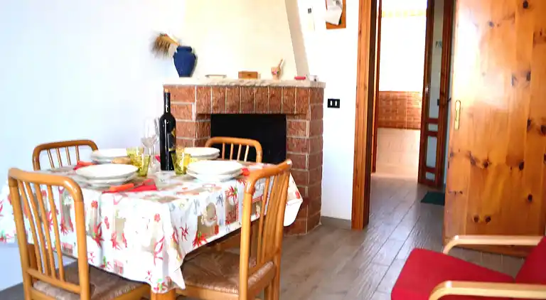 Taki-Ferienhaus im ersten Stock mit zwei Badezimmern in San