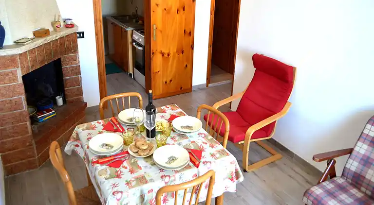 Taki-Ferienhaus im ersten Stock mit zwei Badezimmern in San