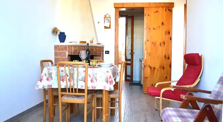 Taki-Ferienhaus im ersten Stock mit zwei Badezimmern in San