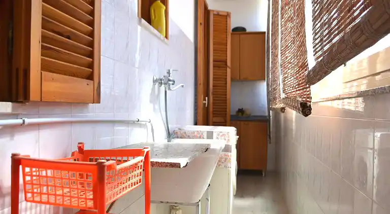 Taki-Ferienhaus im ersten Stock mit zwei Badezimmern in San