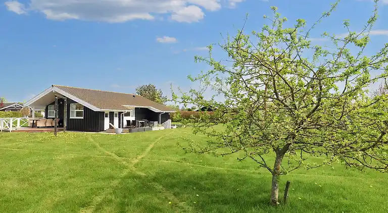 Holiday home in Øster Hurup
