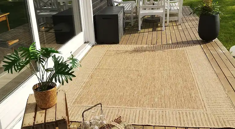 Beautiful holiday home on an undisturbed plot