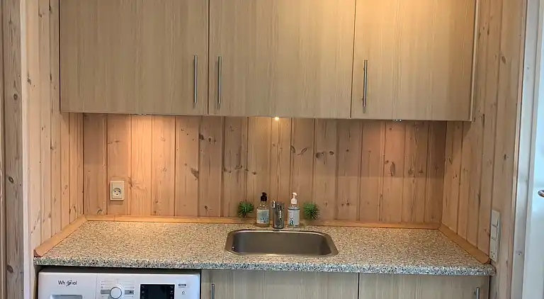 Schönes Ferienhaus mit Terrasse.