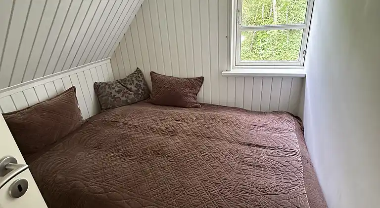 Gemütliches, reetgedecktes Ferienhaus-ladestation