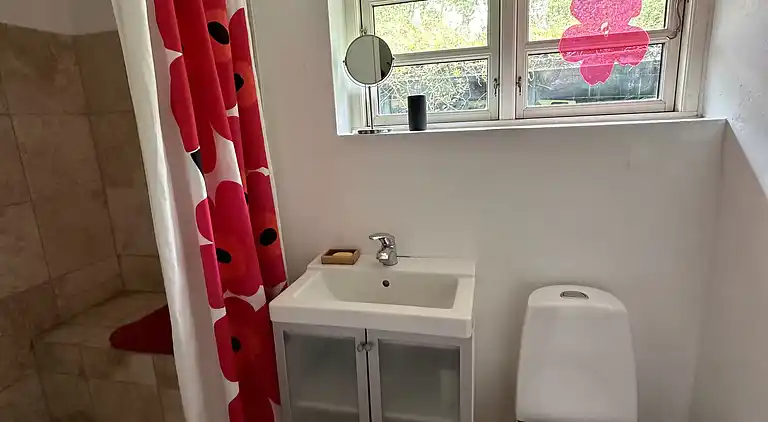 Gemütliches, reetgedecktes Ferienhaus-ladestation