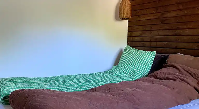 Hygge og ro i nænsomt renoveret sommeridyl