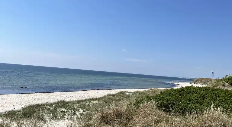 Nyd Ægte Bornholmer-stemning i dejligt Sommerhus