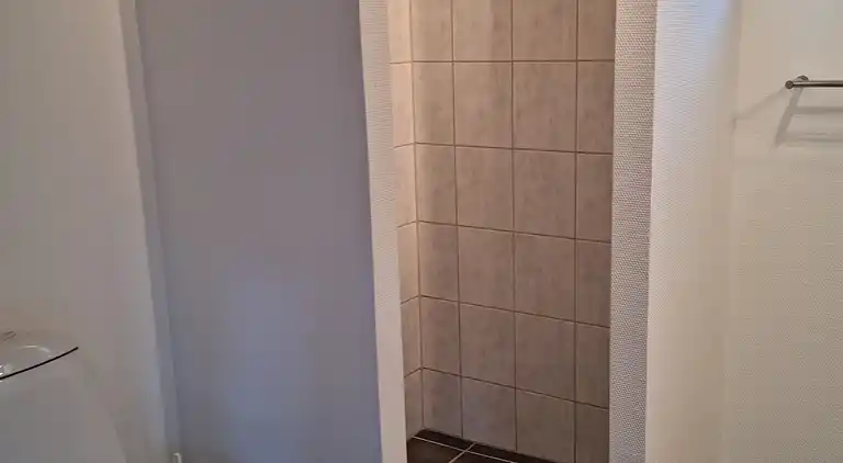 Schönes Ferienhaus mit Terrasse.