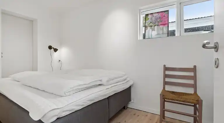 Skønt sommerhus i privat have tæt på stranden