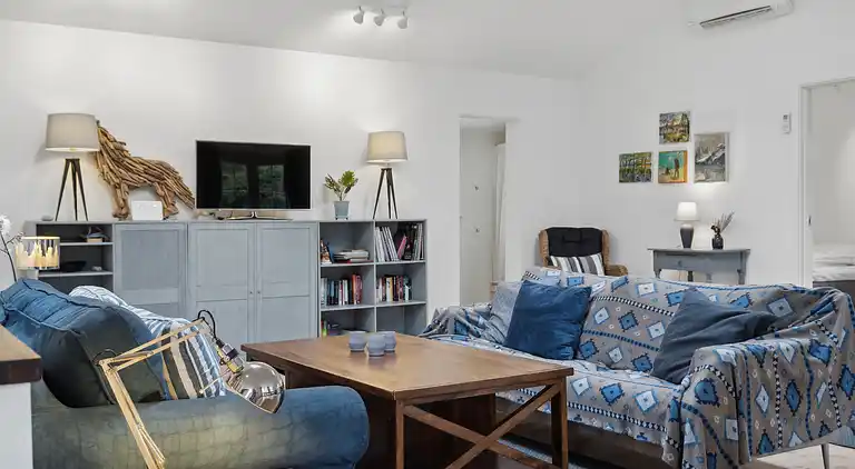 Skønt sommerhus i privat have tæt på stranden